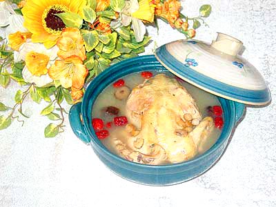 炖鸡汤成品图 炖鸡汤成品图
