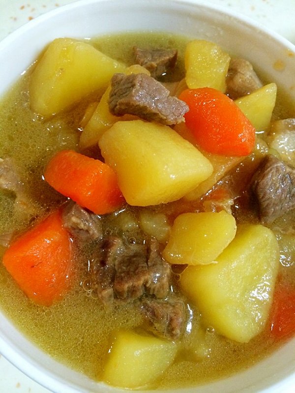 牛肉土豆汤 牛肉土豆汤