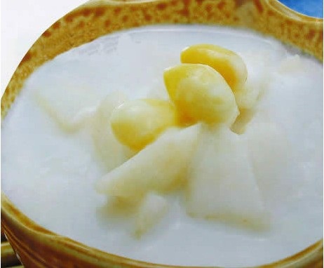 牛奶菊花雪梨汤 牛奶菊花雪梨汤