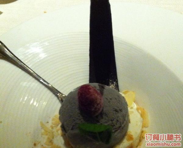 冰淇淋