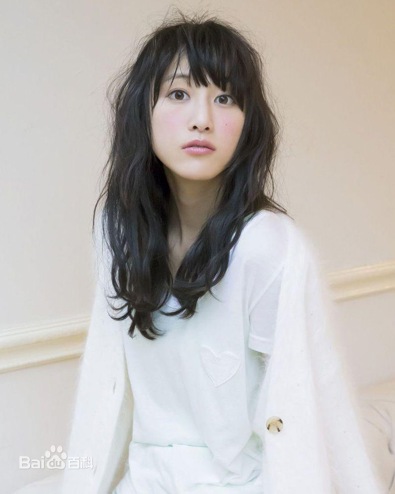 日本演员、歌手、声优 松井玲奈