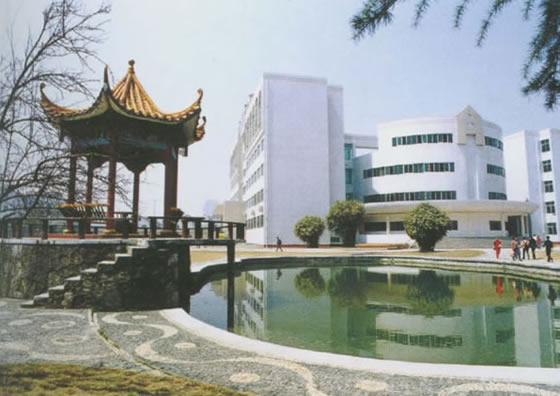 湖南文理学院生命与科学学院第二教学楼 湖南文理学院生命与科学学院第二教学楼
