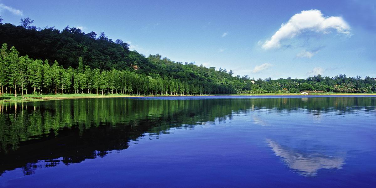 湖光岩世界地质公园 湖光岩世界地质公园