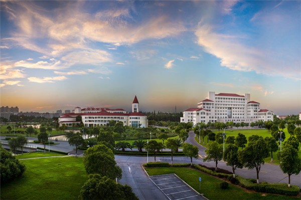 海湾大学城 海湾大学城