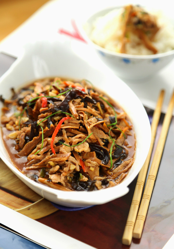 鱼香肉丝 鱼香肉丝