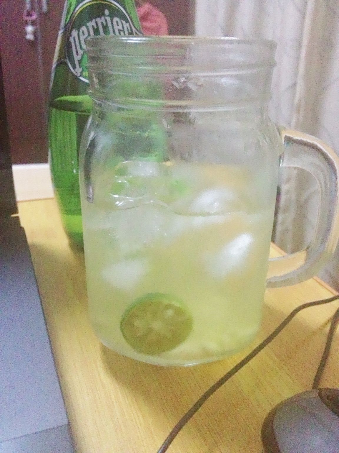 青柠苏打水 青柠苏打水