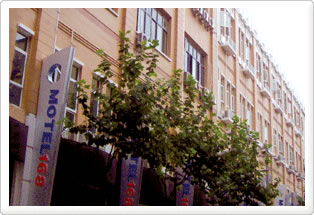 上海莫泰连锁旅店—霍山店外观 上海莫泰连锁旅店—霍山店外观