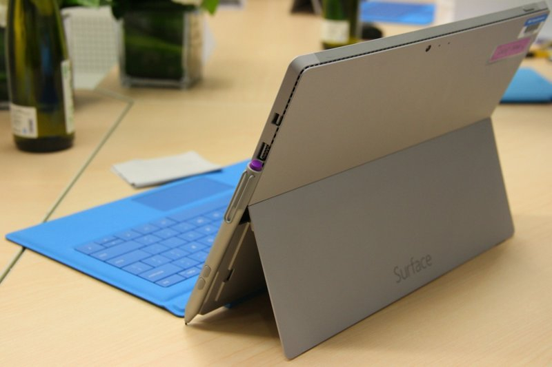 微软Surface Pro 3(i5/128GB/专业版) 微软Surface Pro 3(i5/128GB/专业版)