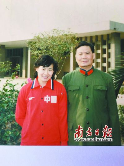 李晓勤和父亲李振转 李晓勤和父亲李振转