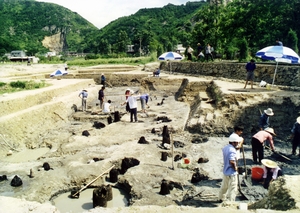 三合潭遗址(图2) 三合潭遗址(图2)