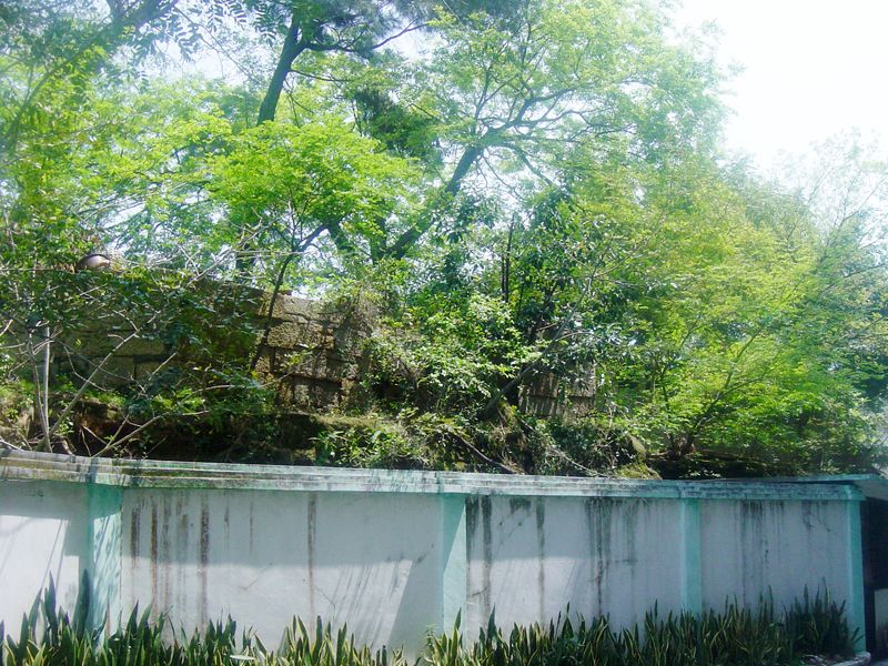 盘石炮台遗址 盘石炮台遗址