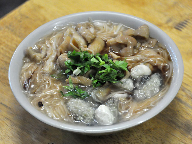 蚵仔大肠面线 蚵仔大肠面线
