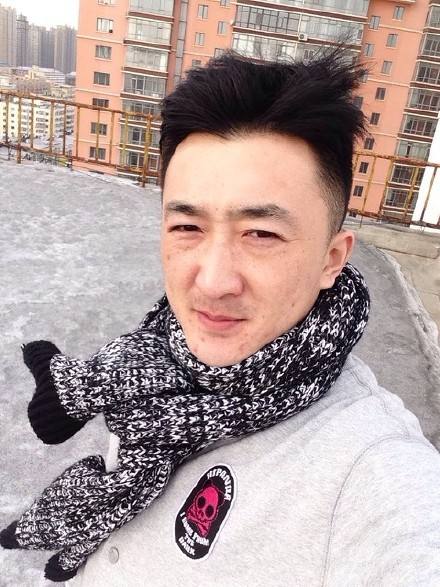 刘伯勛(瀋阳军区政治部文工团青年演员) 刘伯勛(瀋阳军区政治部文工团青年演员)