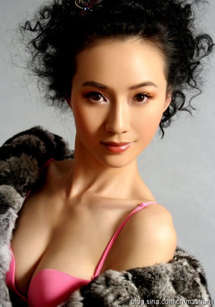 梅丽娜 梅丽娜
