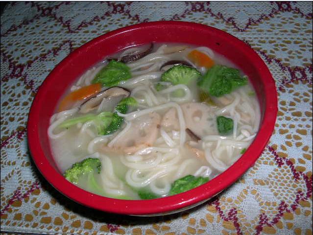 莲藕煮麵
