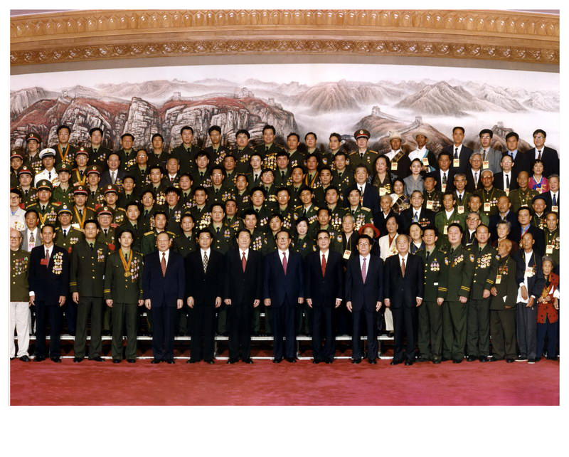 李恆胜出席活动受到党和国家领导人的接见