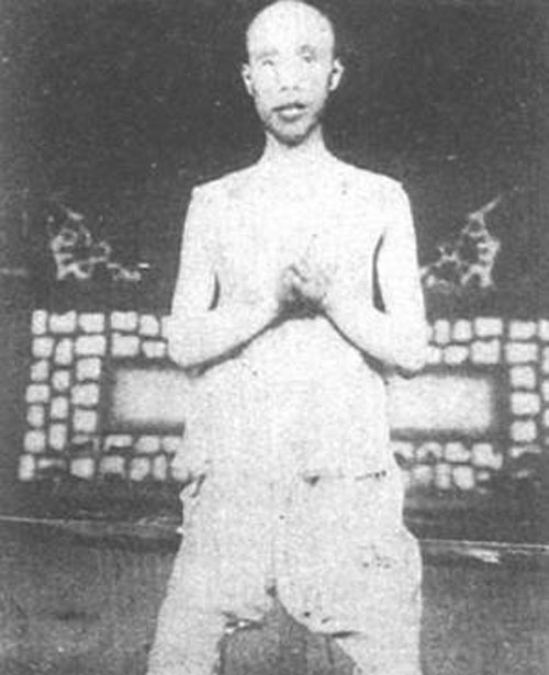 徐锡麟就义前照 徐锡麟就义前照