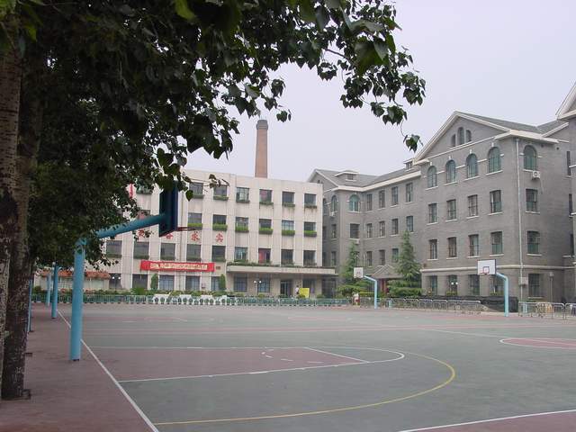 北京市二十一中 北京市二十一中