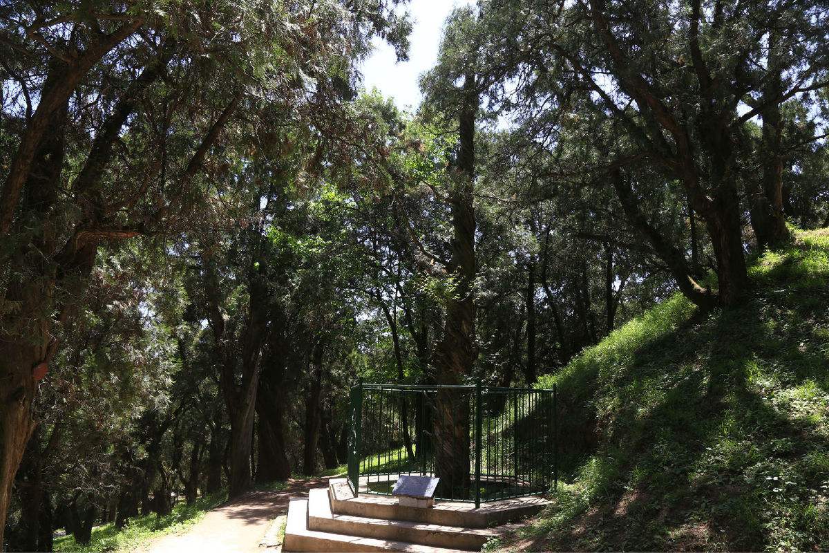 黄帝陵(天下第一陵：桥山黄帝陵)
