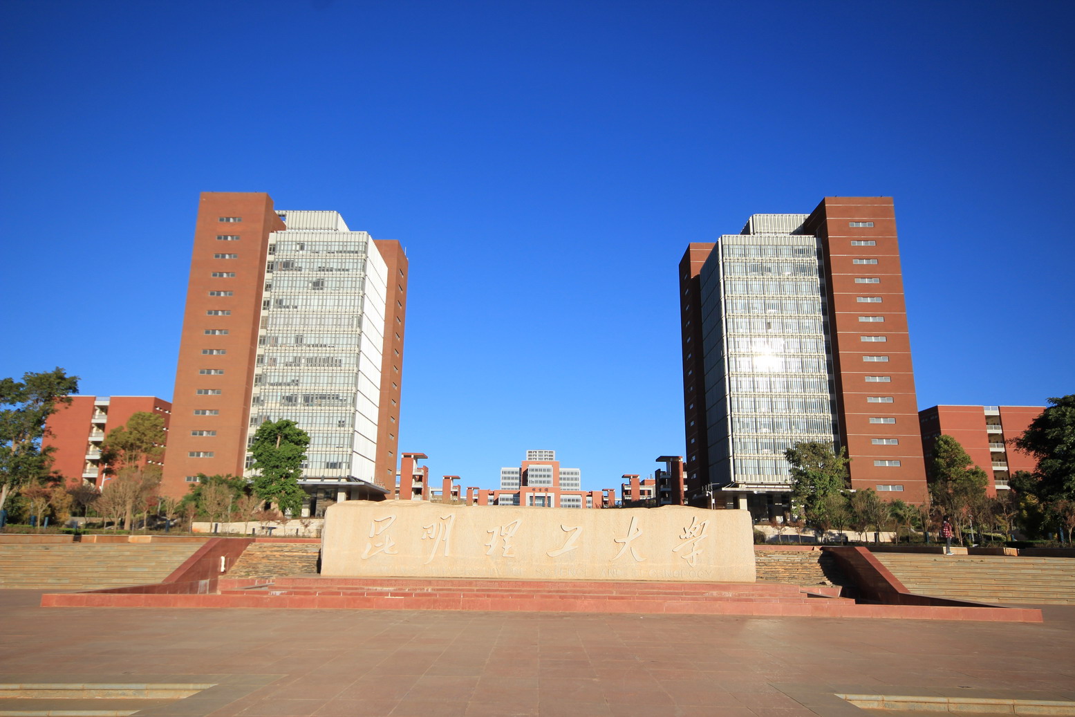 昆明理工大学现代农业工程学院 昆明理工大学现代农业工程学院