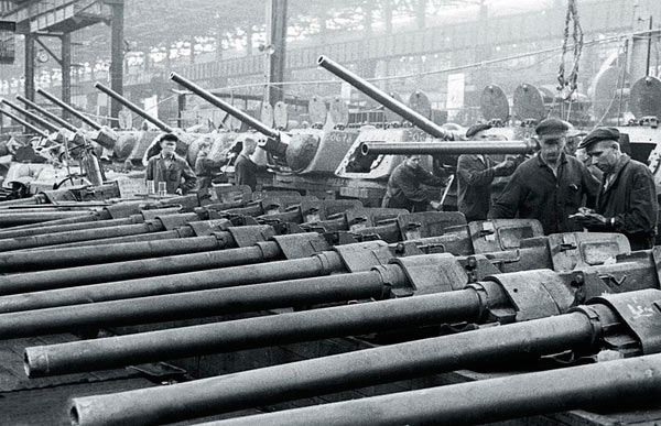 T-34坦克(第二次世界大战中苏联着名坦克) T-34坦克(第二次世界大战中苏联着名坦克)