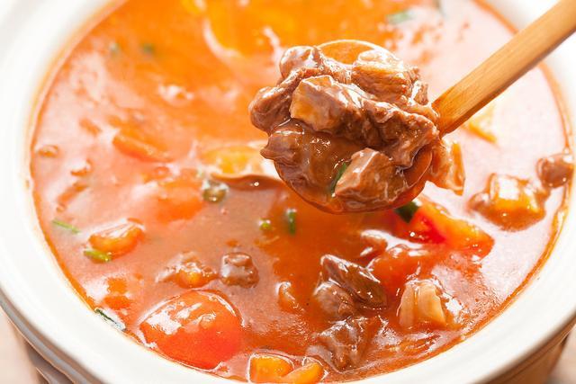 西红柿牛肉汤 西红柿牛肉汤