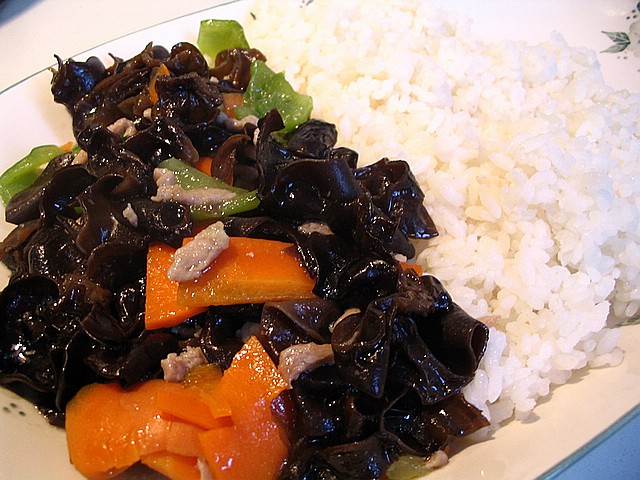 黑木耳饭