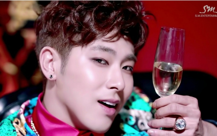 Champagne(U-Know允浩SOLO歌曲) Champagne(U-Know允浩SOLO歌曲)