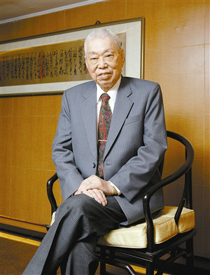左宗棠鸡创始人彭长贵 左宗棠鸡创始人彭长贵