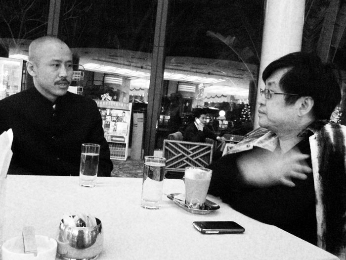 杜应红与恩兄郑智化交流 杜应红与恩兄郑智化交流