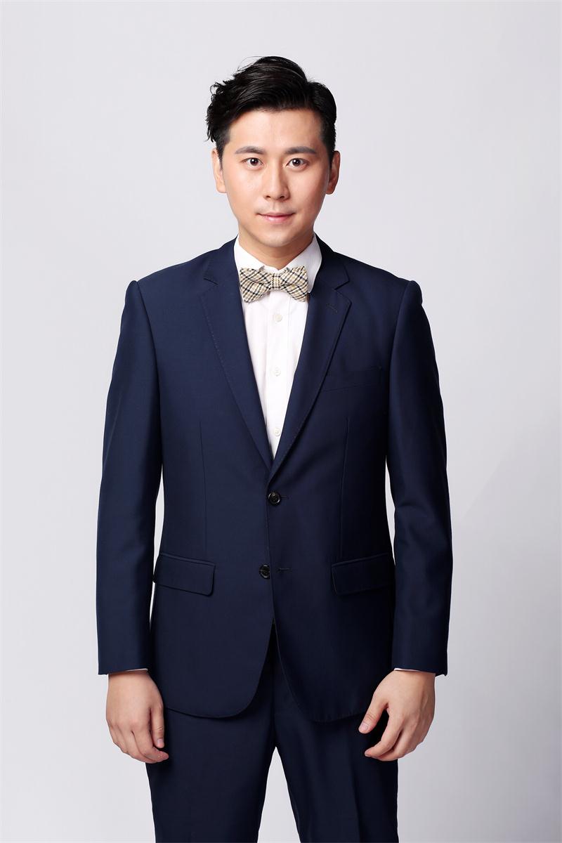 杨森(广东广播电视台主持人) 杨森(广东广播电视台主持人)