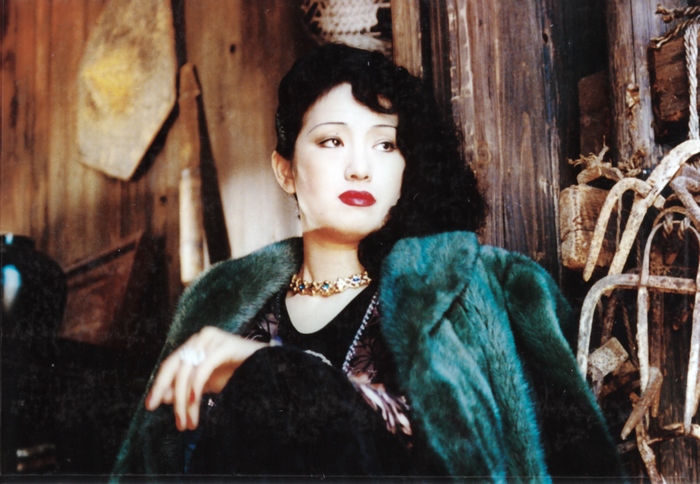 摇啊摇,摇到外婆桥(1995年张艺谋执导剧情电影) 摇啊摇,摇到外婆桥(1995年张艺谋执导剧情电影)