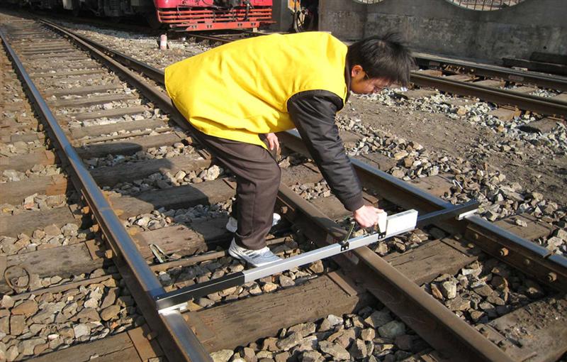 铁路轨距 铁路轨距