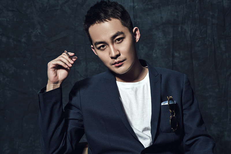 张粟(中国内地男演员) 张粟(中国内地男演员)