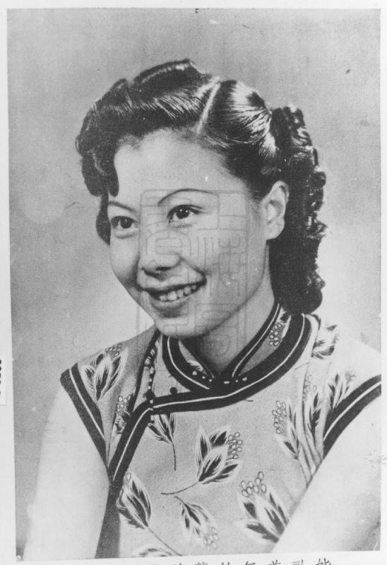 龚秋霞 龚秋霞