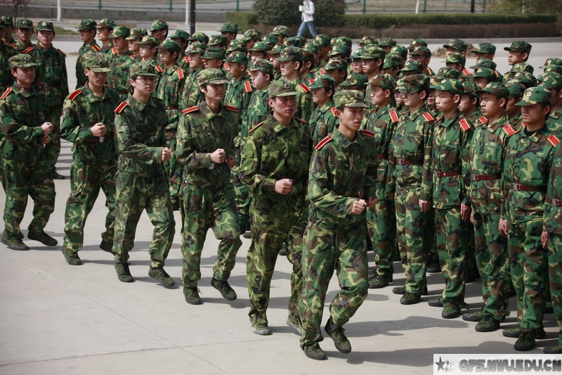国防生训练 国防生训练