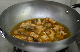 土豆烧排骨 土豆烧排骨