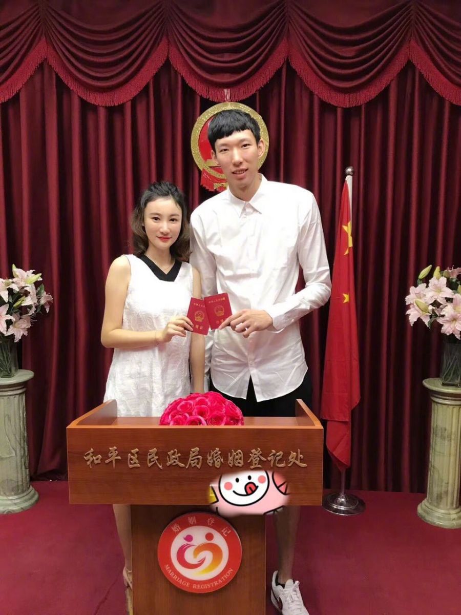 周琦与王欣怡结婚 周琦与王欣怡结婚