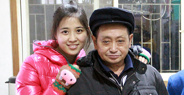 邓雪凤和养父邓和平 邓雪凤和养父邓和平