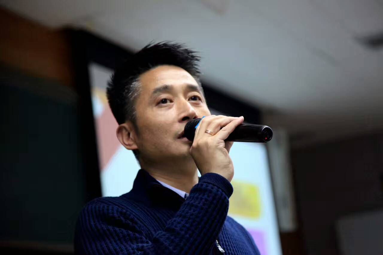 周征源 周征源