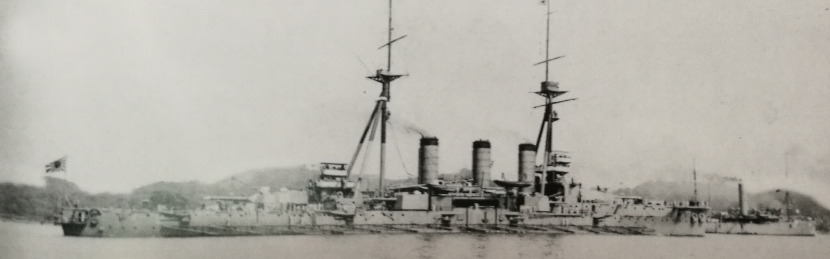 1911年3月摄于横须贺的鞍马号装甲巡洋舰 1911年3月摄于横须贺的鞍马号装甲巡洋舰