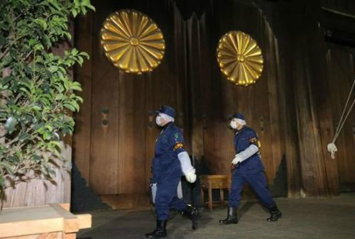 靖国神社被烧 纵火者自焚目的让人难以置信 靖国神社被烧 纵火者自焚目的让人难以置信