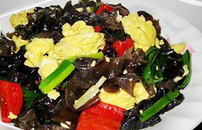 黑木耳炒蛋 黑木耳炒蛋
