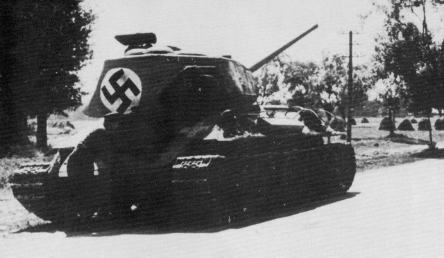 德军的PanzerkampfwagenT-34-747(r)坦克 德军的PanzerkampfwagenT-34-747(r)坦克