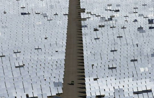 太阳光能使塔周围的温度达到摄氏538℃ 太阳光能使塔周围的温度达到摄氏538℃