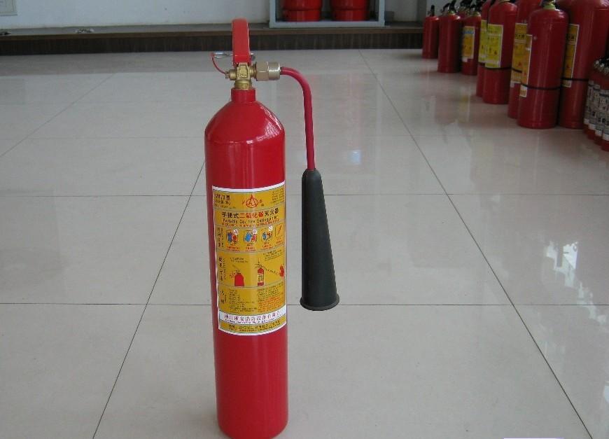 二氧化碳灭火器 二氧化碳灭火器