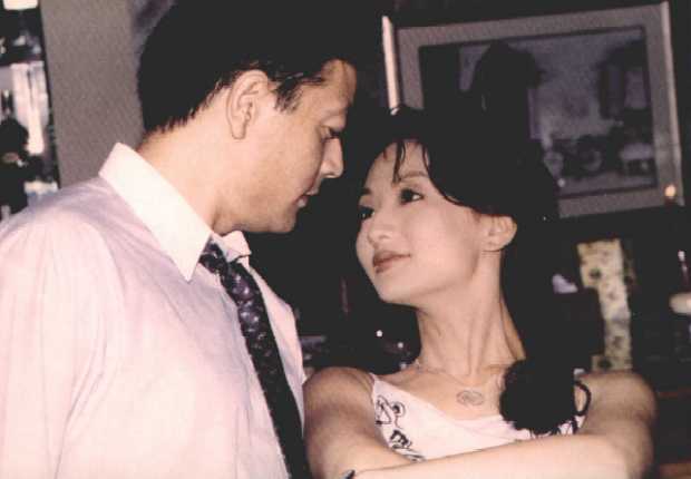 情人假日酒店(2000年由刘丹、朱宏嘉主演的爱情电影) 情人假日酒店(2000年由刘丹、朱宏嘉主演的爱情电影)