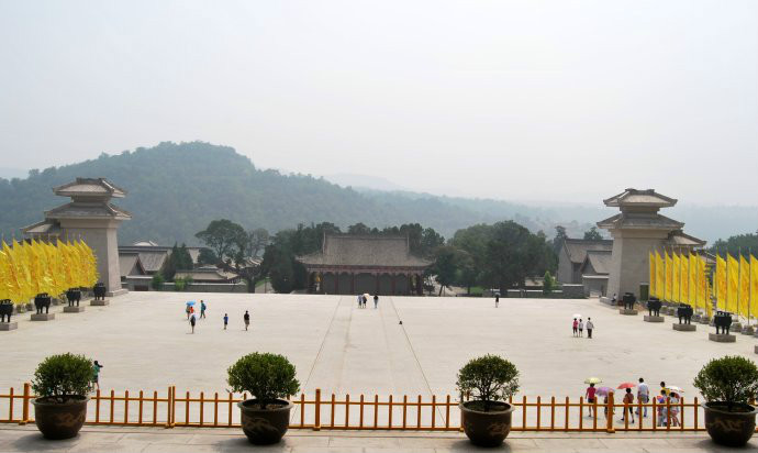 黄帝陵(天下第一陵：桥山黄帝陵)
