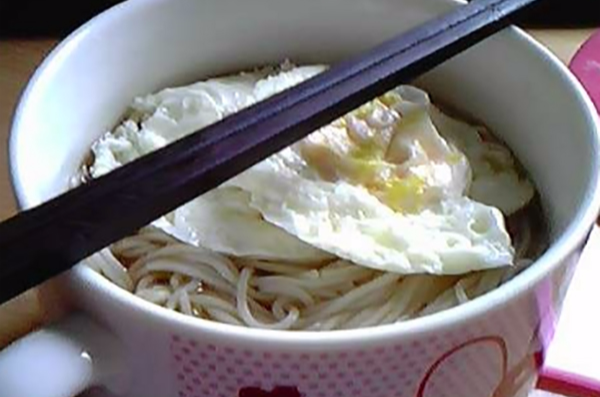 酱油汤麵 酱油汤麵