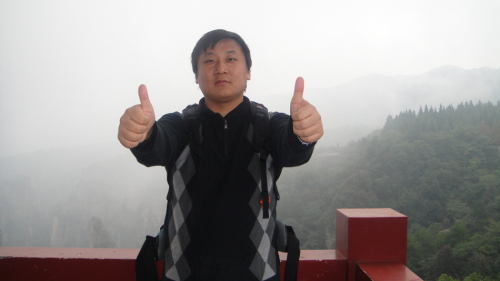 刘智君 刘智君